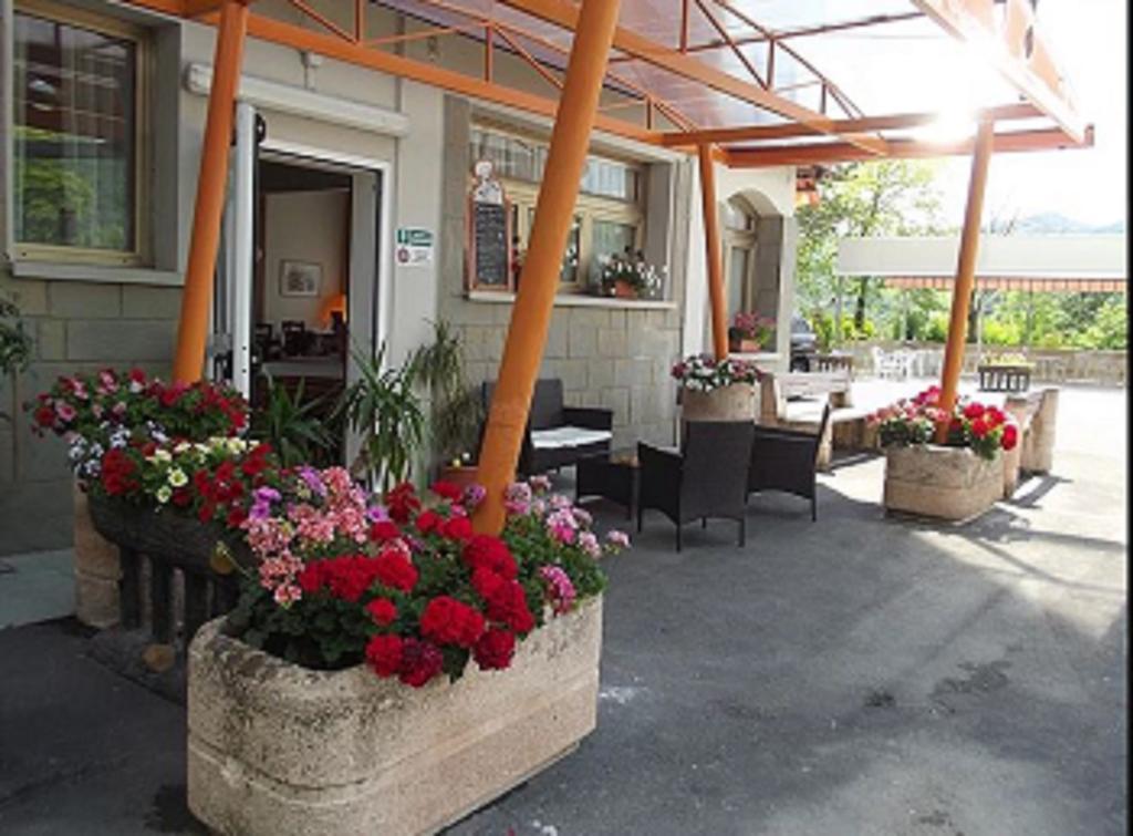 Hotel Roncobilaccio Roncobillaccio Esterno foto